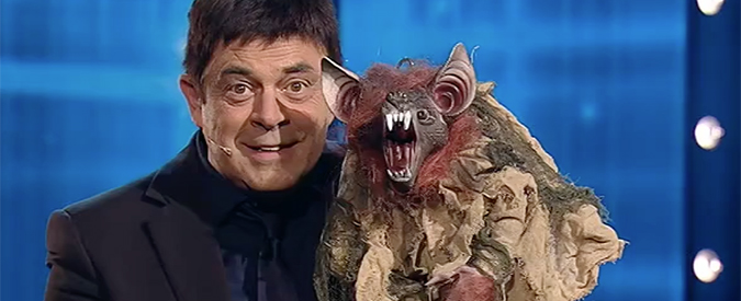 Copertina di Riforme, Crozza-Renzi presenta ‘PaludiNO’: “E’ un esponente del fronte del No”