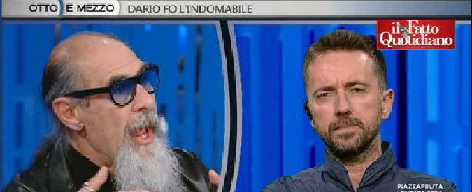 Copertina di Dario Fo, D’Agostino vs Scanzi: “E la sua vita coniugale? No al santino”. “Non puoi semplificare così”