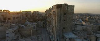 Siria, Kerry: “Bombardamenti a Aleppo indiscriminati: crimine contro l’umanità”. Mosca: 1200 ribelli depongono armi
