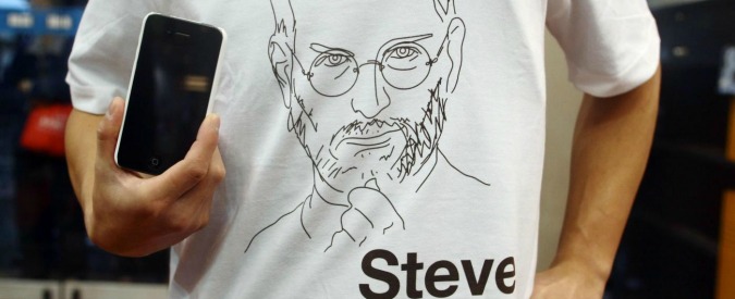 Steve Jobs, prima ti odiavo. Poi con quell’iPhone sono entrato in casa tua