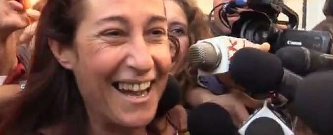 Copertina di M5S, Grillo a Roma incontra Casaleggio jr e senatori. Taverna ironica: ‘Sarò sottomessa’