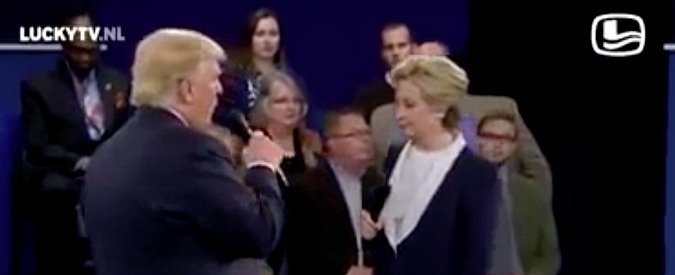 Copertina di Elezioni Usa 2016, Trump vs Clinton cantano Time of my life. La video-parodia del dibattito