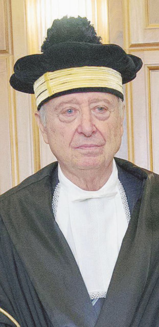 Arturo Martucci di Scarfizzi (Cdc); Giuseppe Pisauro Upb) e Giorgio Alleva (Istat) - Ansa Entrate una tantum o finte: il Bilancio è scritto sulla sabbia