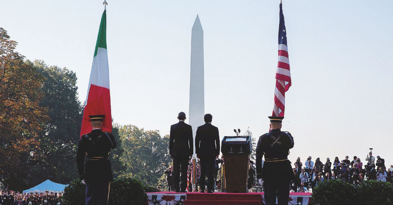 Bei tempi - Lo scorso 18 ottobre la visita di Matteo Renzi negli Stati Uniti: Obama lo ha invitato alla sua ultima cena di Stato - LaPresse Donald dà la sveglia a Renzi. Fallisce l’asse Usa per il Sì