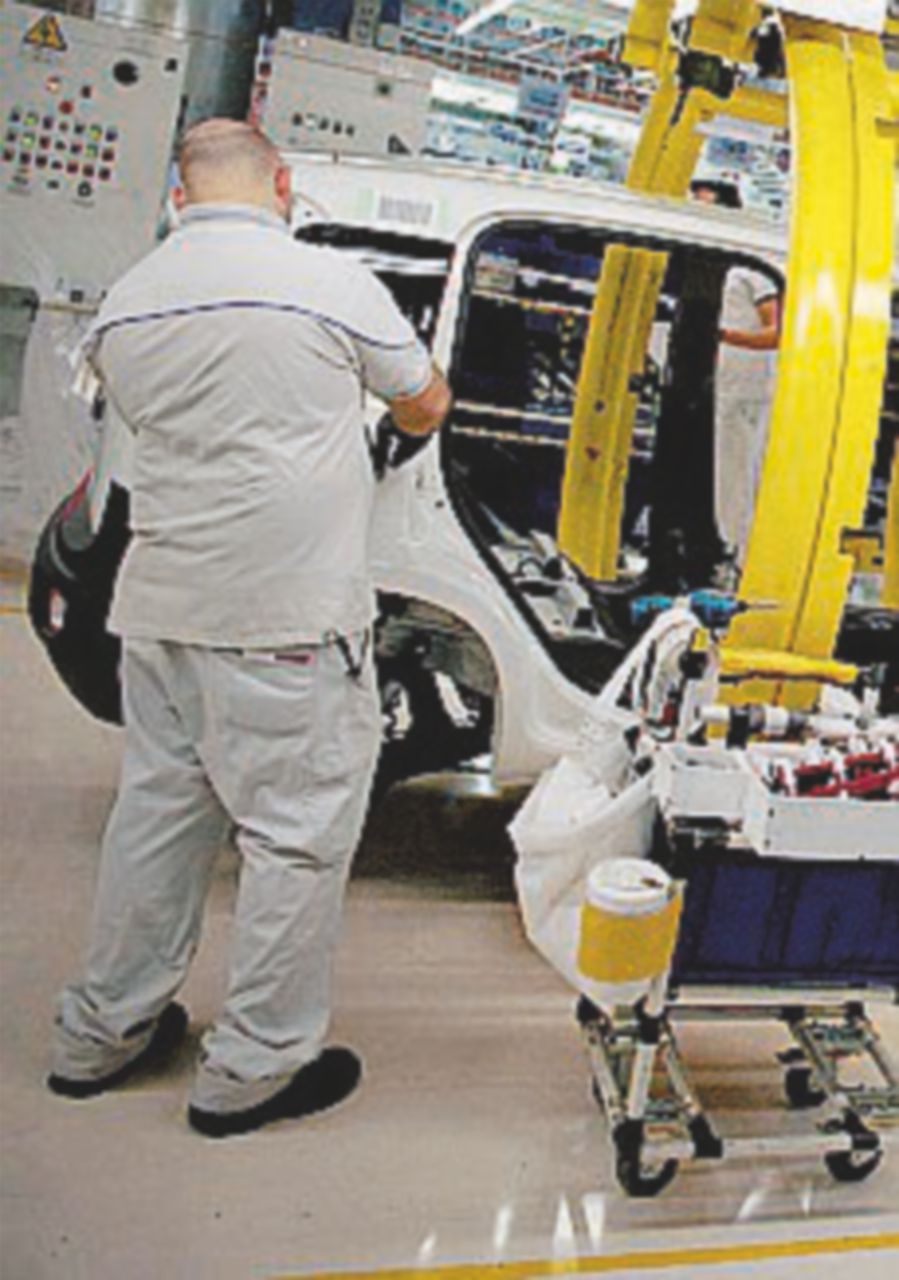 Consumi col segno meno in Italia. Giù anche la produzione Consumi col segno meno in Italia. Giù anche la produzione