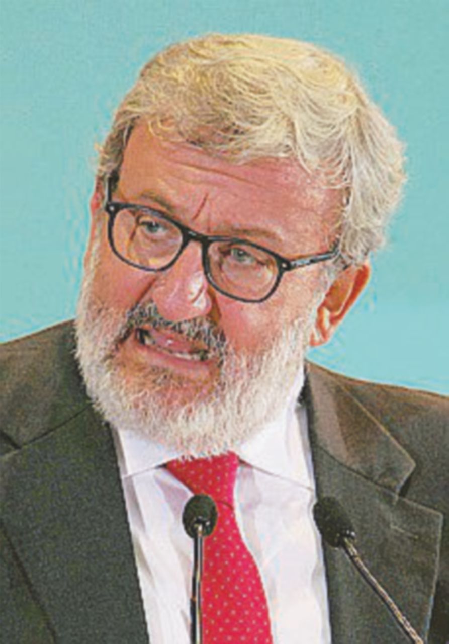 Emiliano: “La riforma è invotabile, bloccherà tutte le istituzioni” Emiliano: “La riforma è invotabile, bloccherà tutte le istituzioni”