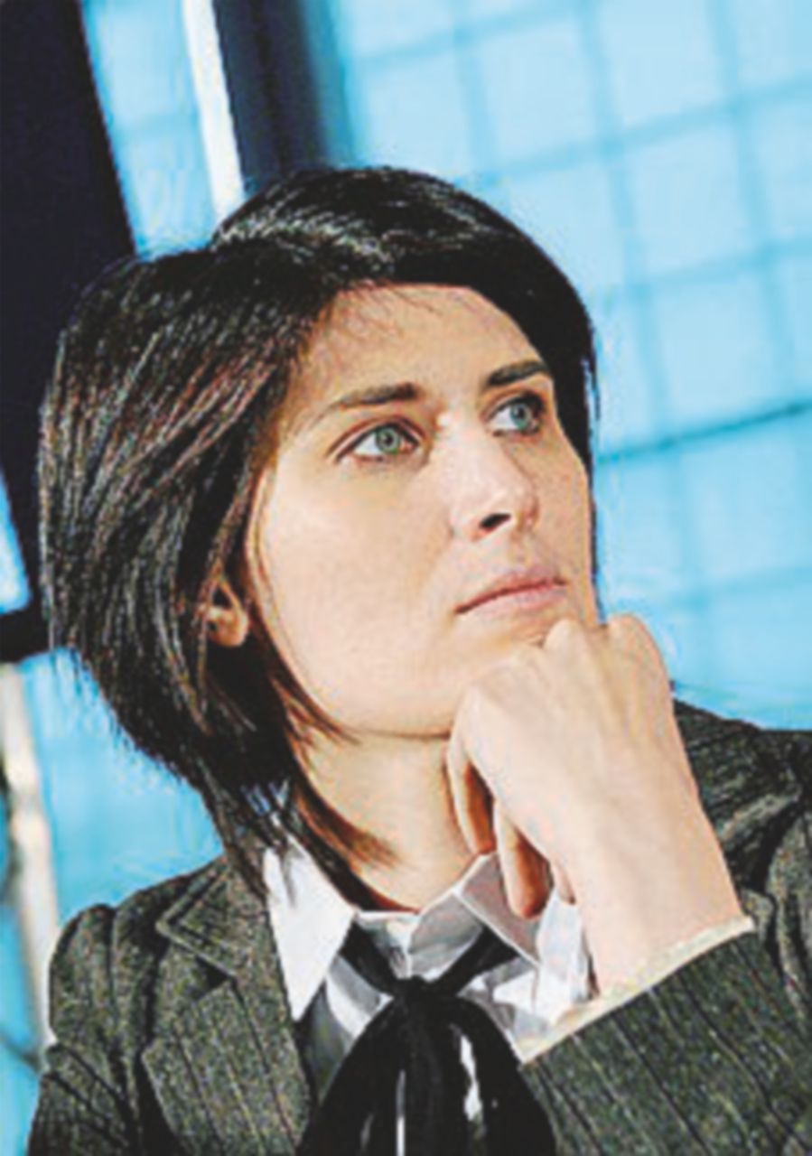 Raggi e Appendino: “Se vince il Sì niente seggio in Senato” Raggi e Appendino: “Se vince il Sì niente seggio in Senato”