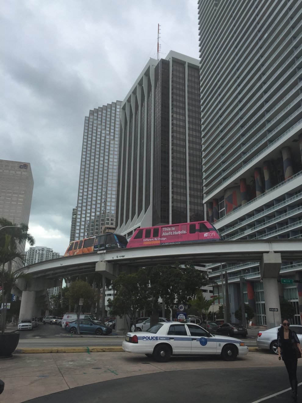 Downtown Miami: Metromover
