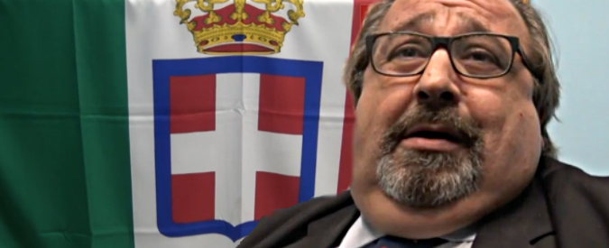 Copertina di Referendum, pure i Monarchici per il No: “Sudditi? Per scelta, ma mai di Renzi. Lui a corte? In cucina”