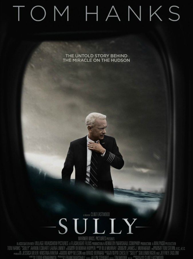 “Sully”, un perfetto (e un po’ trumpiano) Clint Eastwood sul pilota-eroe che ammarò nell’Hudson