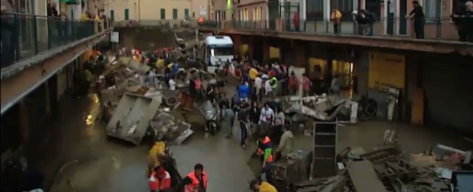 Copertina di Alluvione Genova 2011, condannata l’ex sindaco. L’accusa degli abitanti