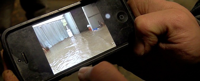 Copertina di Maltempo piemonte, notte di paura per la piena del Tanaro. Tra gli sfollati nei paesi del cuneese
