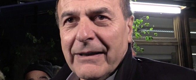 Copertina di Referendum, Bersani: “Sì di Prodi? Io non succhio l’osso e non lascio il No alle destre”