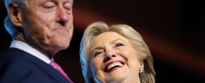 Usa 2016, Fbi pubblica le carte di una vecchia indagine su Bill Clinton: l’ira di Hillary