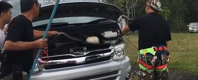 Copertina di Quando il clandestino a bordo è un cobra di quattro metri. Paura sullo scuolabus