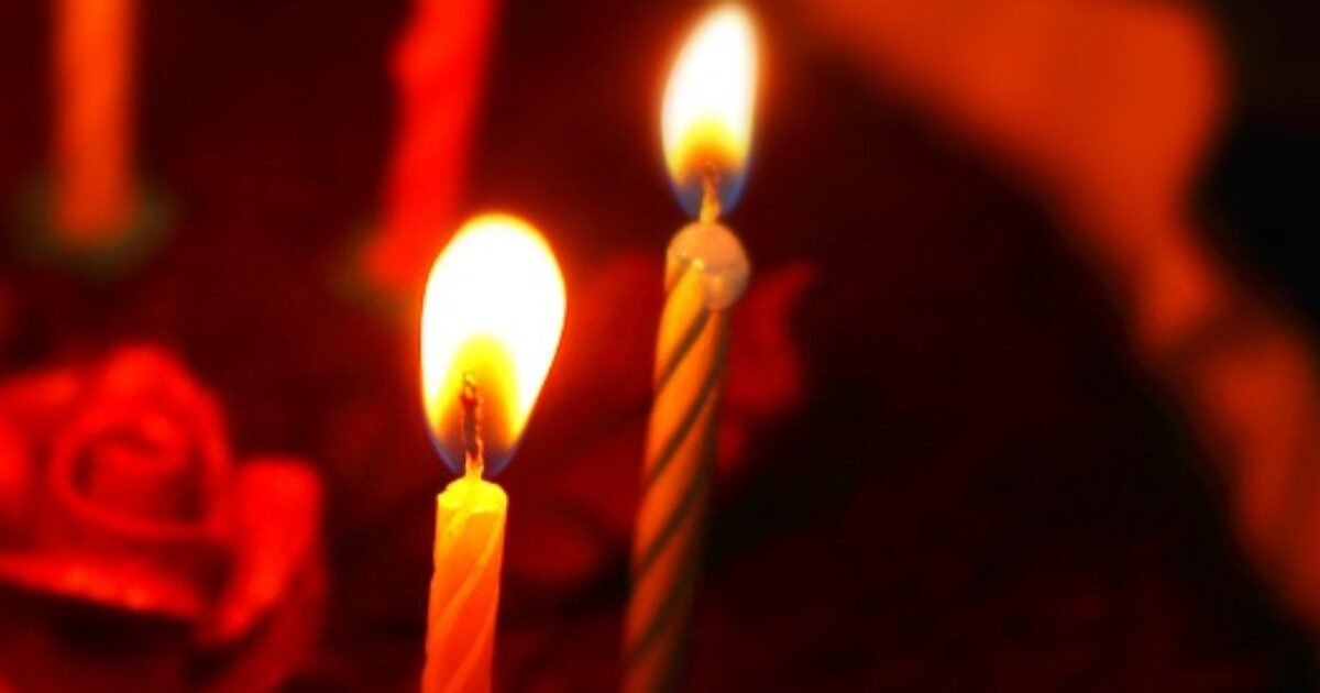 “Due amici mi hanno invitato a una festa di compleanno nel loro ristorante. Hanno detto ‘prendete quello che volete’ ma alla fine hanno presentato 300 euro di conto”: lo sfogo su Reddit