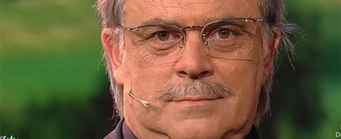 Copertina di Riforme, Crozza-Razzi: “Faccio un cappello agli elettroni di votare al No”