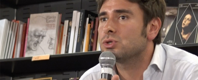 Copertina di Di Battista: “Berlusconi? Meno peggio di Renzi. Premier è più pericoloso”