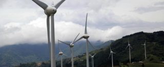 Copertina di Energie rinnovabili, la Campania stoppa l’eolico: “Rovina il paesaggio e danneggia il turismo”. Le aziende: “Impugneremo”
