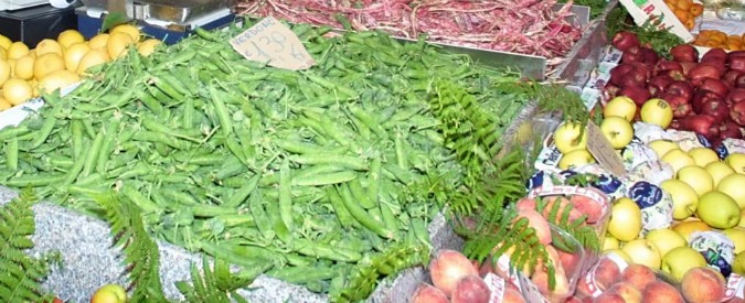 “Patto tra camorra e mafia per controllo trasporto verdura e frutta”, Dia sequestra beni per un milione e 800mila euro