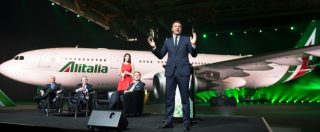 Copertina di Alitalia getta acqua sul fuoco, ma i sindacati: “Il piano di salvataggio voluto dal governo è miseramente fallito”