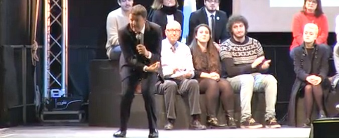 Copertina di Renzi, agli “amici 5 stelle”: “Grillo vi dice “votate con la pancia”. Sa che con il cervello votereste Sì”