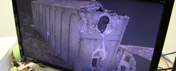 Copertina di Terremoto, alla Sapienza i robot che hanno lavorato tra le macerie per fornire immagini ai pompieri