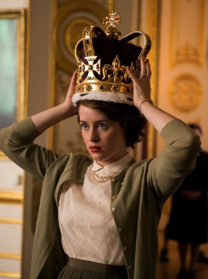 The Crown, così Netflix mostra come si affronta la Storia in una serie tv. Con buona pace de I Medici