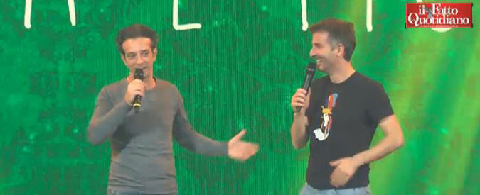 Copertina di “La Costituzione è NOstra”, Ficarra e Picone: “No perché Renzi non ci ha mai fatto lavorare”