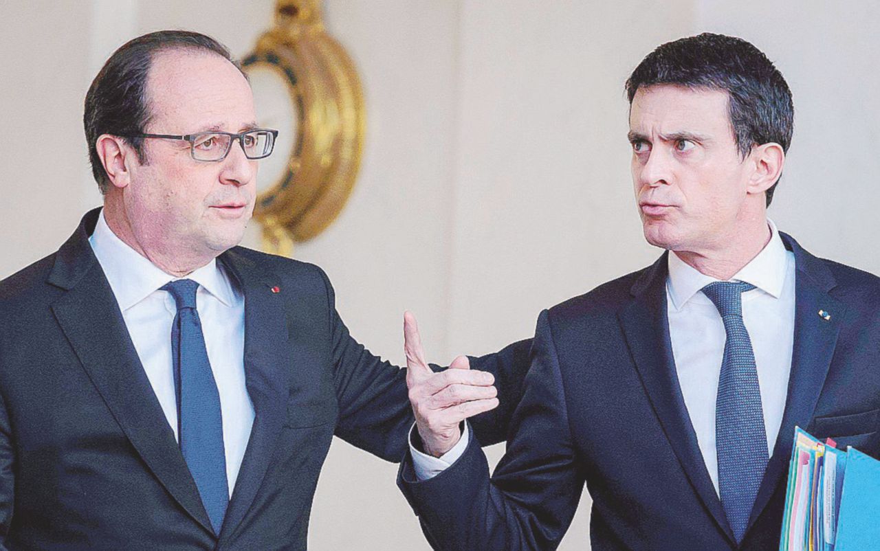 Duello di governo - Il presidente Hollande con il premier Valls - Ansa I sinistrati di Parigi e la sindrome del terzo incomodo
