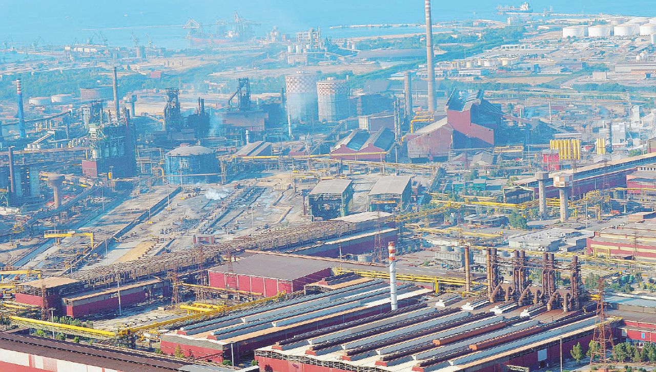 “Salvare le società dei Riva”. Ecco cosa c’è nell’accordo Ilva “Salvare le società dei Riva”. Ecco cosa c’è nell’accordo Ilva