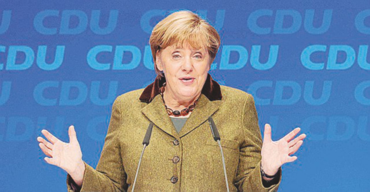 La Merkel: “Sono triste per Matteo” La Merkel: “Sono triste per Matteo”