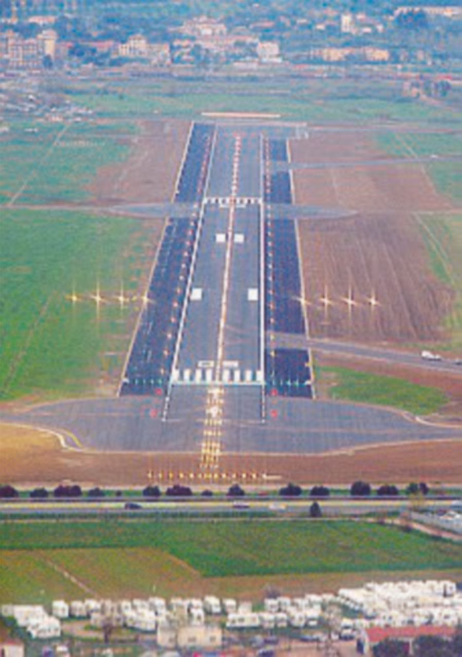 Aeroporti toscani, il gip: processate il sindaco dem di Pisa Aeroporti toscani, il gip: processate il sindaco dem di Pisa