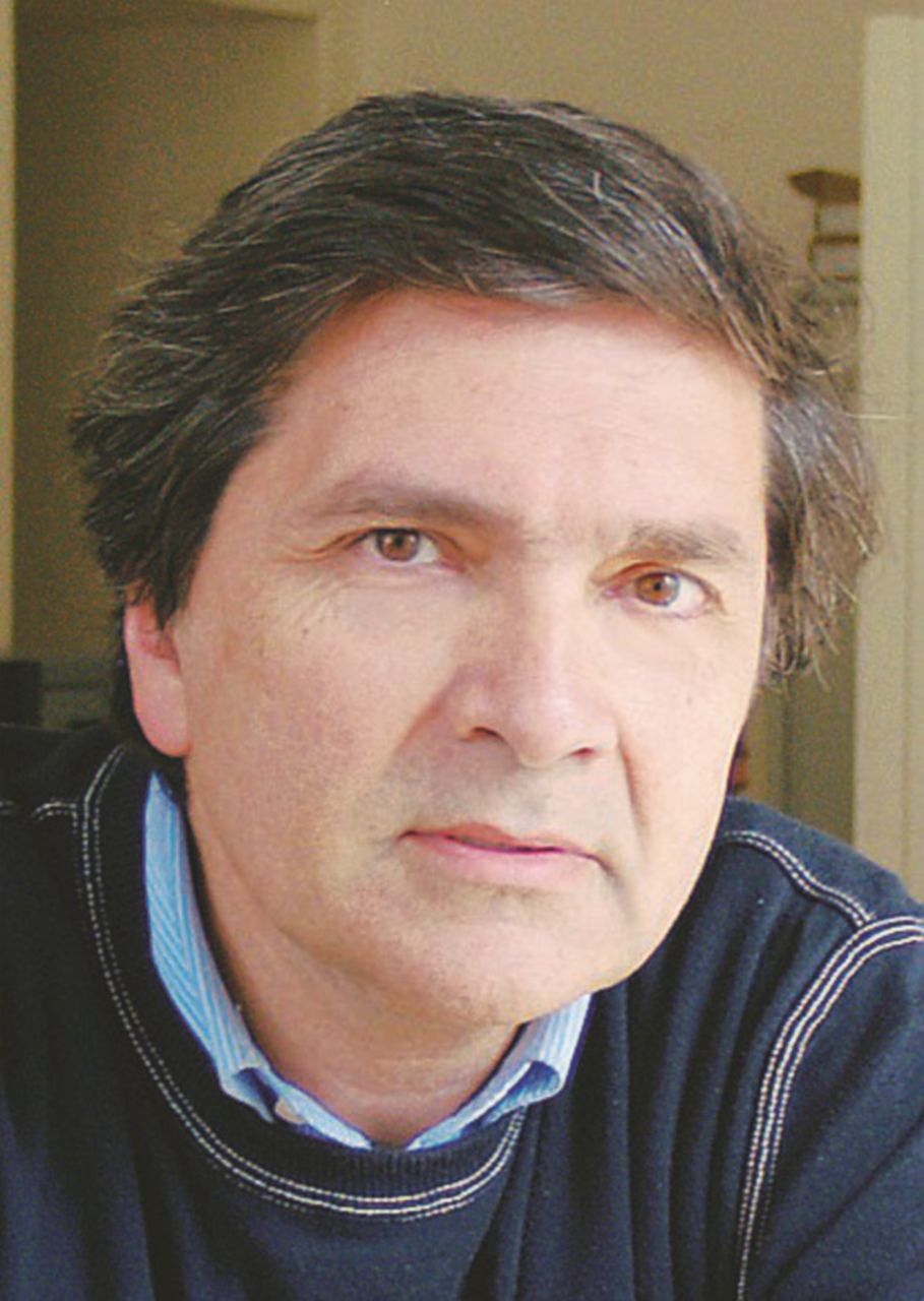 Creatività - Daniele Manni insegna Informatica al Galilei di Lecce - Ansa “Prendiamo la vita e la buttiamo in aula: è la scuola buona”