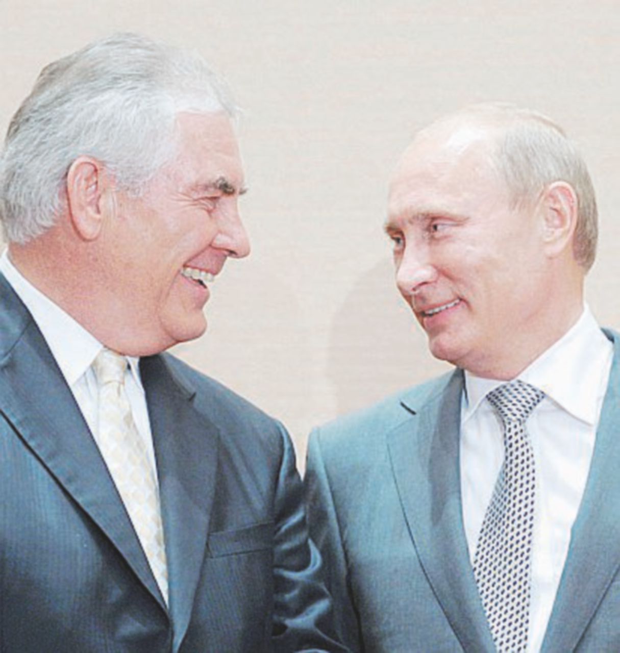Rex Tillerson con Putin - Ansa Il petroliere ciliegina sulla torta di Trump