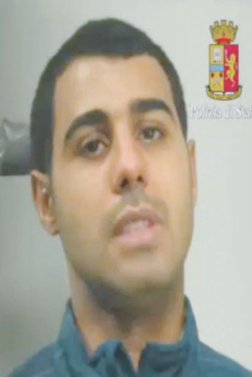 Arrestato - Il marocchino Nadir Benchorfi fermato il 4 dicembre Nadir e il jihad, terrorista per disperazione