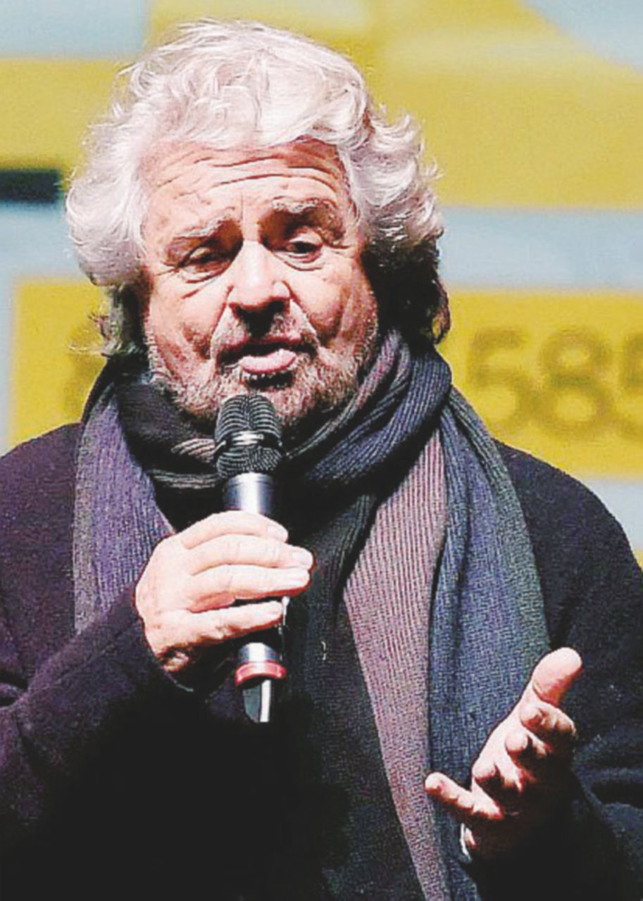 Grillo ai parlamentari: “Adesso nuove idee e basta malpancisti” Grillo ai parlamentari: “Adesso nuove idee e basta malpancisti”