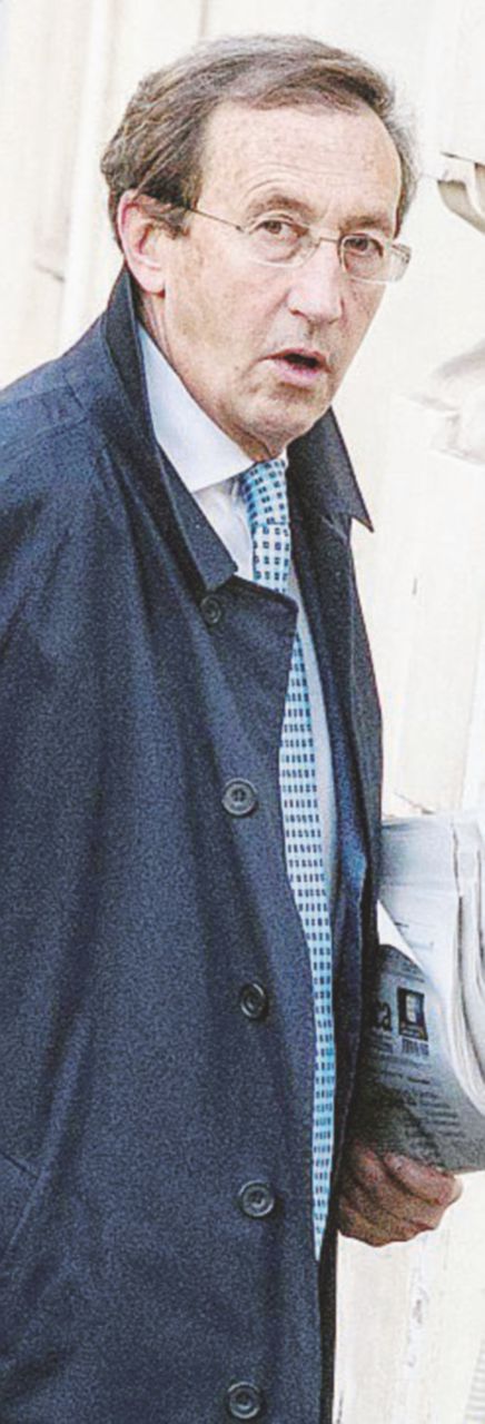 Scoppiati - Gianfranco Fini Milanese, Penati, Sottile e altri fedelissimi: quando il braccio destro inguaia il capo