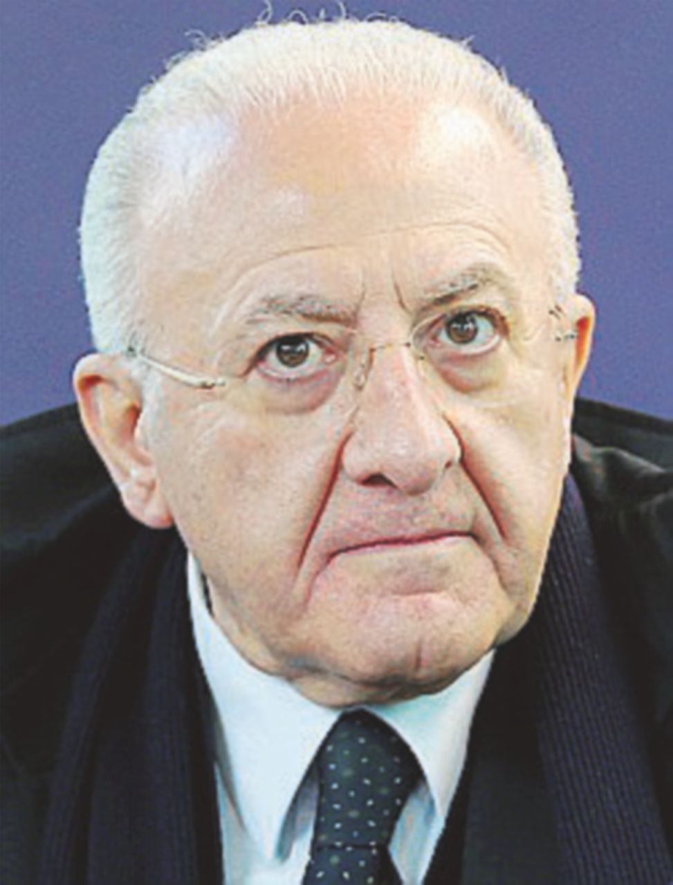 Vincenzo De Luca La Finanza bussa da De Luca: è l’effetto del “patto della frittura”