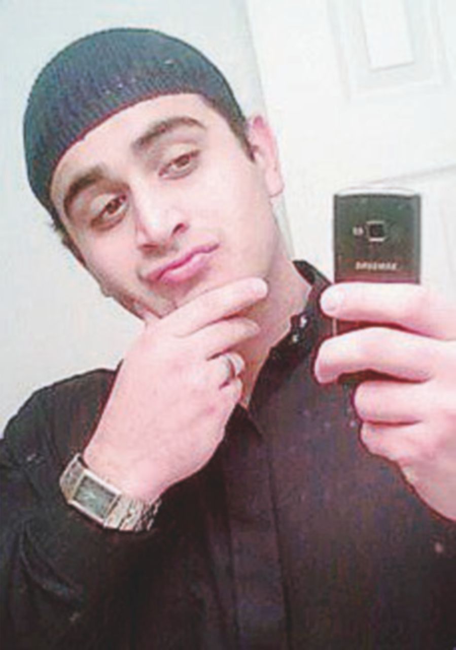 Massacro di Orlando, familiari di vittime contro i social media Massacro di Orlando, familiari di vittime contro i social media
