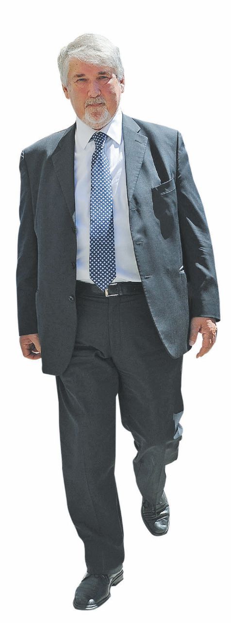 Giuliano il “rustico”, la voce del padrone sotto forma di coop Giuliano il “rustico”, la voce del padrone sotto forma di coop