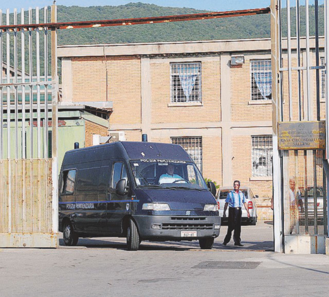 “Infarto”, ma con lividi: medici del carcere indagati “Infarto”, ma con lividi: medici del carcere indagati