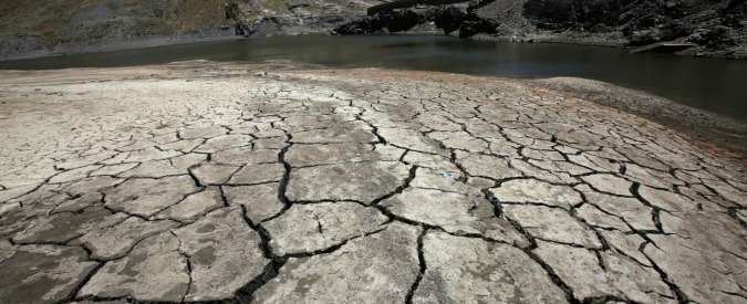 Bolivia quasi senz’acqua. I pesanti effetti de El Niño colpiscono il Paese, avviato piano anti-siccità