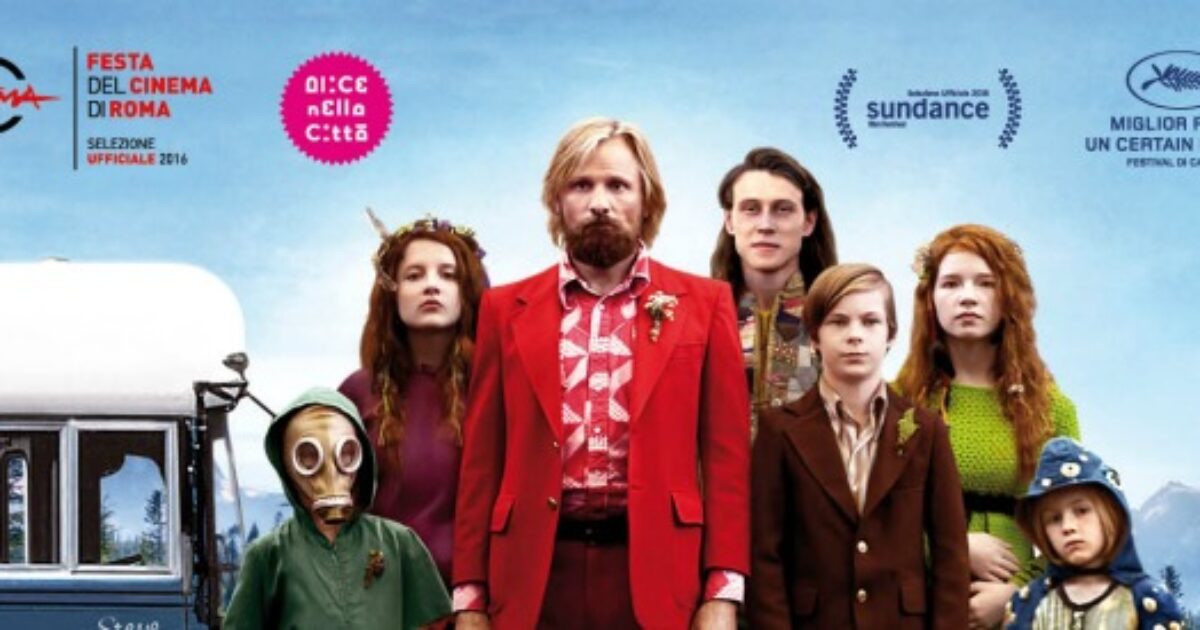 Nelle foto della famiglia nel bosco rivedo lo stesso romanticismo e i rischi di Captain Fantastic Nelle foto della famiglia nel bosco rivedo lo stesso romanticismo e i rischi di Captain Fantastic