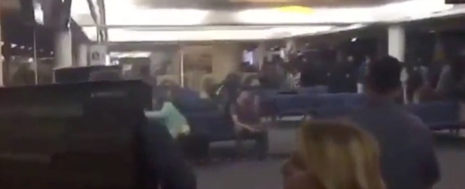 Copertina di Terremoto Cile, le immagini del sisma nella hall dell’aeroporto di Melinka: trema tutto