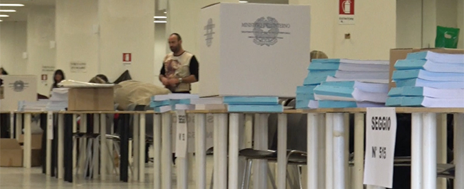 Copertina di Riforme, voto estero. La denuncia di M5S e Sinistra italiana: “Casi di buste aperte”