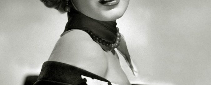 Zsa Zsa Gabor, morta a 99 anni l’attrice ungherese: in carriera oltre 30 film e 9 mariti