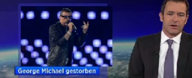 Copertina di George Michael morto, la notizia della scomparsa della pop-star fa il giro del mondo
