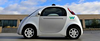 Copertina di Guida autonoma, Google crea Waymo. Una nuova società per sviluppo e sperimentazione