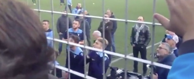 Copertina di Calcio, il dialogo tra la curva e la squadra: “Il derby? Non è una battaglia è una guerra etnica”